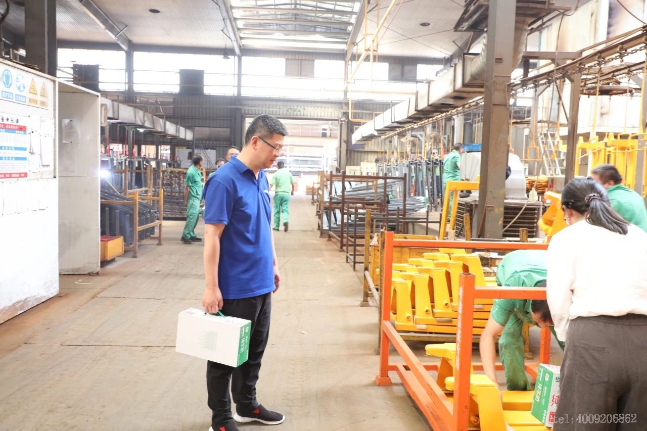 公司領(lǐng)導(dǎo)深入一線慰問員工，傳遞溫暖關(guān)懷(圖4)